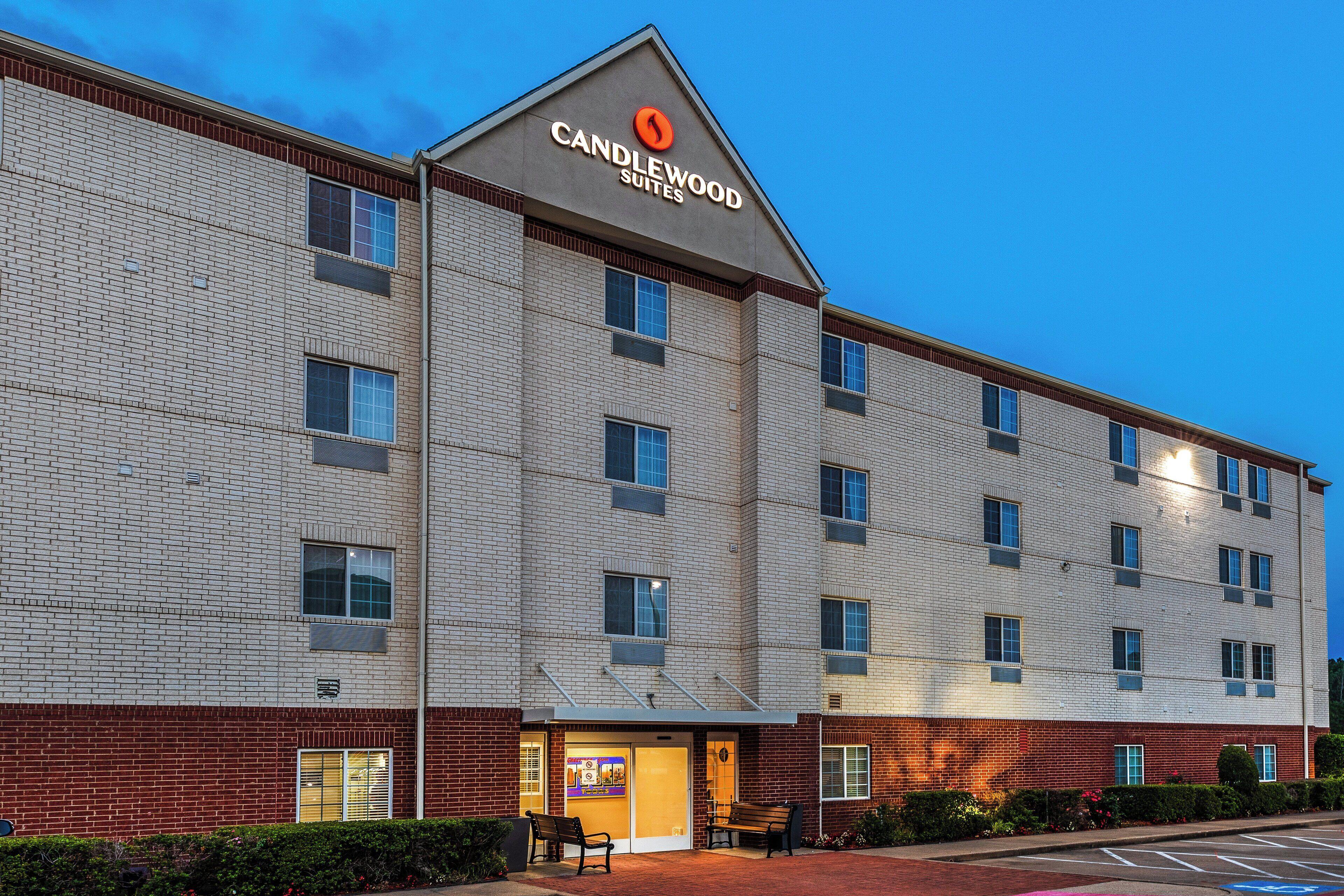 6 Hotels Near Lazer X Tyler That Deliver Real Value