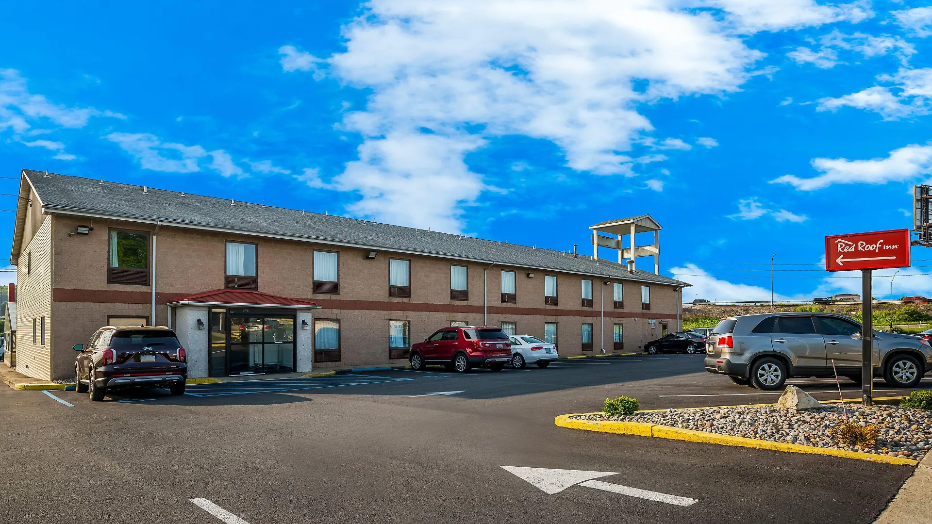 4 Affordable 2-Star Hotels Close to Allentown Recreation