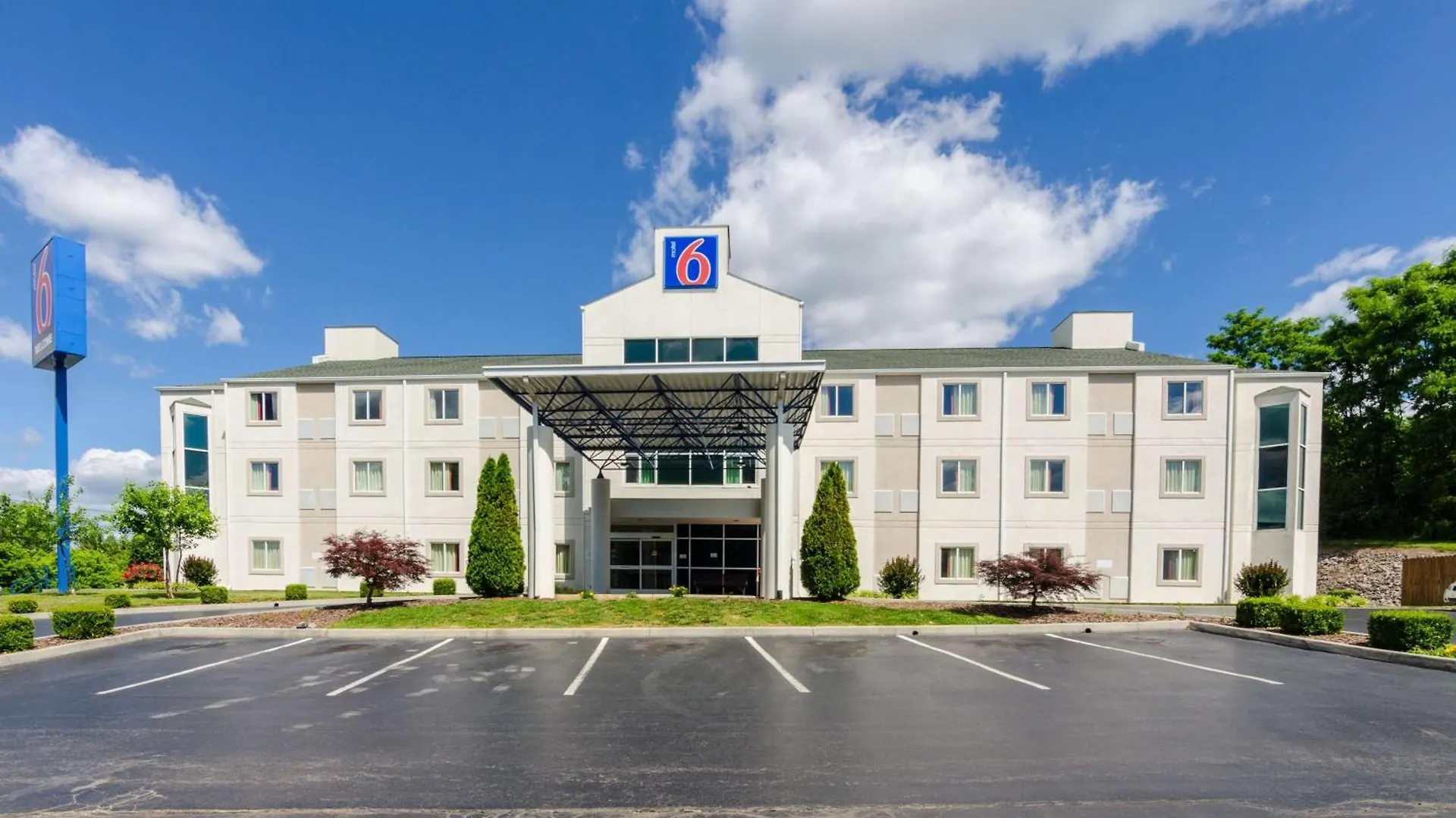 Where to Stay in Virginia: 6 Best Motel 6 Hotels